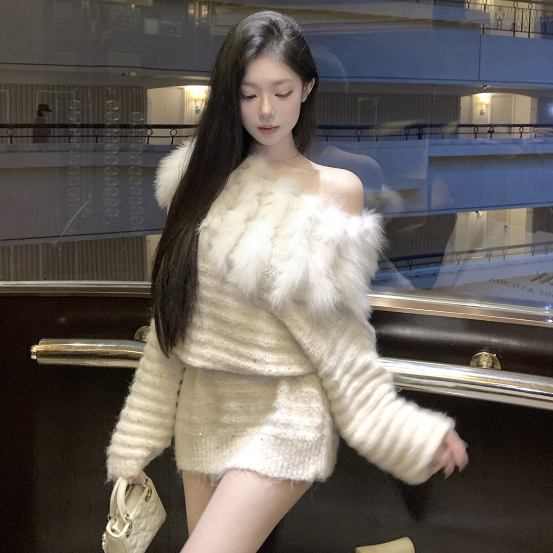 kubiliv嗲精小白狐温柔氛围感狐狸毛翻领一字肩露肩羊毛毛衣