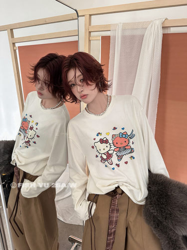 YU冬季欧货卡通Kitty芭蕾印花内里抓绒宽松圆领长袖T恤女25765