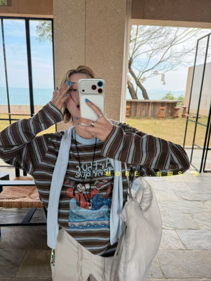 More有熊早春新款卡通图案撞色线迹设计感慵懒风长袖T恤女8807