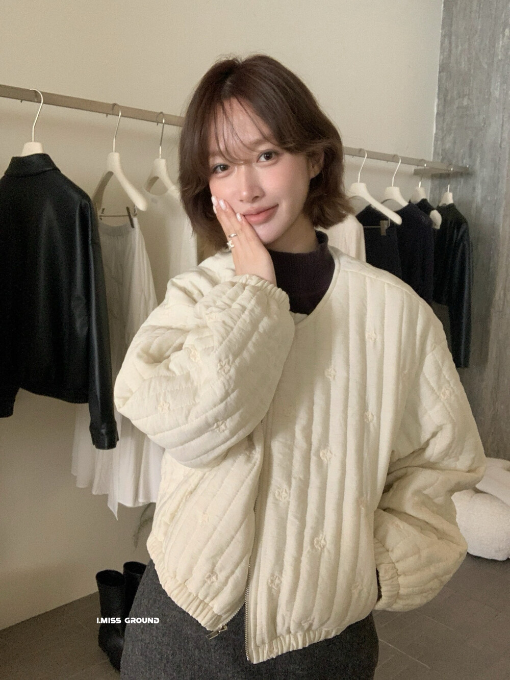 IMISS冬新款韩版简约纯色精致重工刺绣花朵百搭上衣棉服H60951