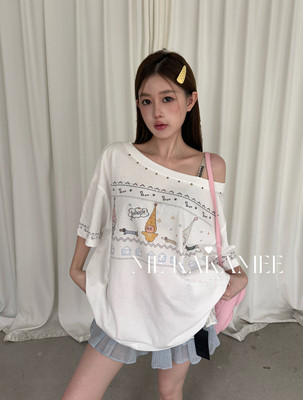 ME KAKAMEE夏新品费尔岛星星人KT铆钉斜肩宽松大版短袖T恤S3970