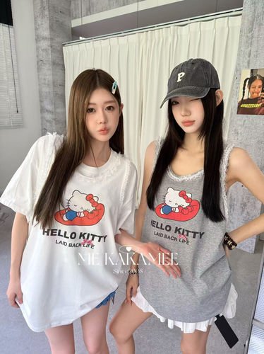 ME KAKAMEE夏新品拼接蕾丝边设计喷画KT猫宽松背心上衣女9377