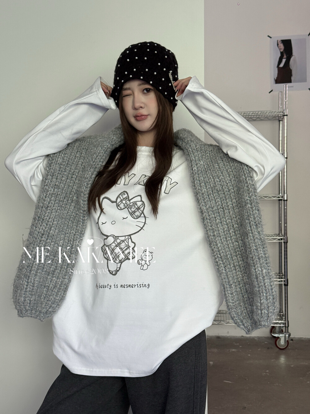 KAKAMEE冬新品卡通芭蕾KT猫加厚加绒亲肤宽松大版长袖T恤S3760