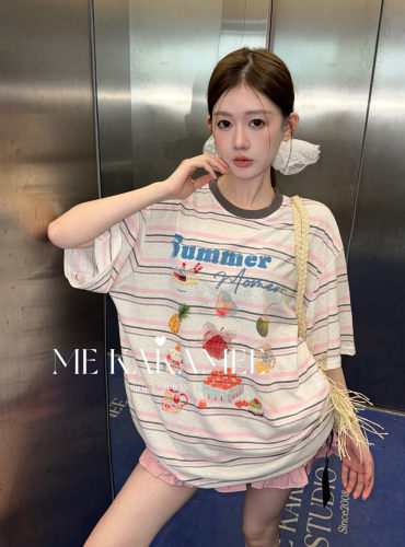 ME KAKAMEE新品卡通九宫格甜品彩喷条纹彩点宽松大版短袖T恤S5186