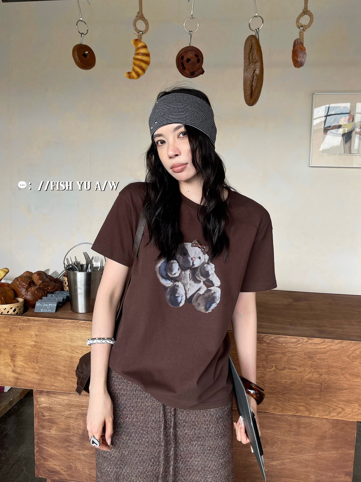 FISH YU韩版毛绒兔子白墨印花立体蝴蝶结微宽松圆领短袖T恤626598