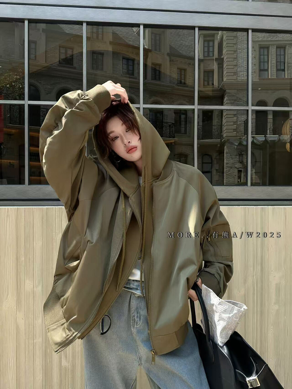 More有熊秋季新款连帽棒球拼卫衣帽百搭夹克外套棒球服外套2589