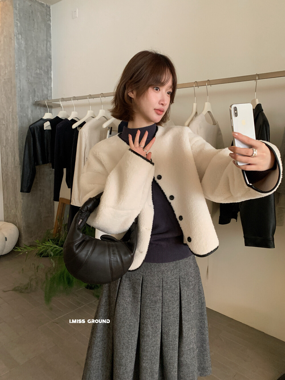 IMISS冬季新款简约韩系纯色气质韩版时尚撞色毛毛棉衣外套90571