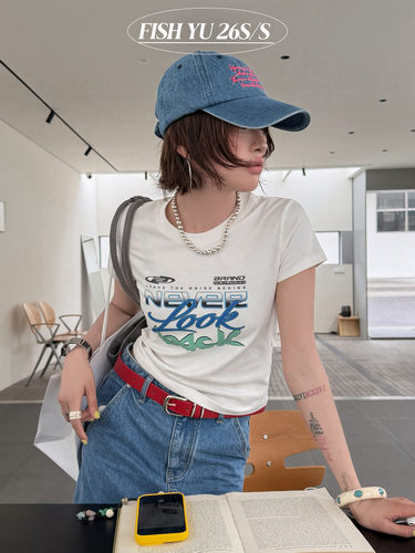 FISH YU美式复古赛车风渐变撞色字母印花正肩弹力短袖T恤626131