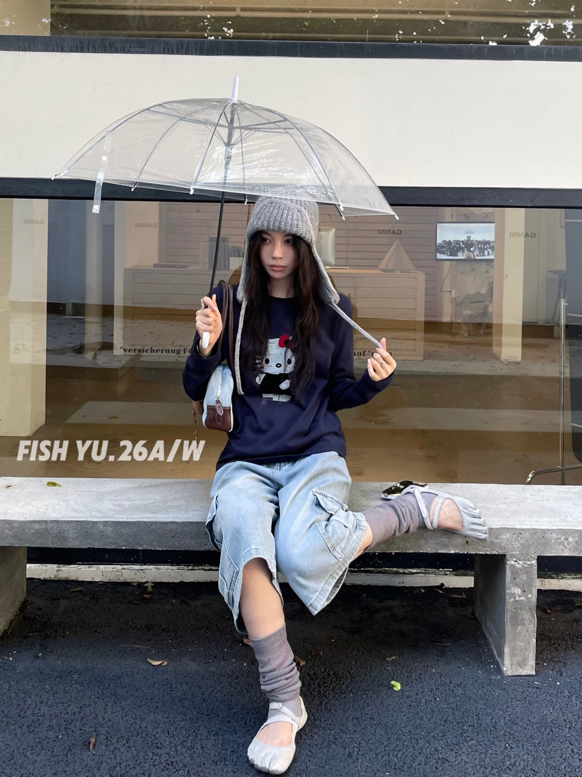 FISH YU韩版卡通Kitty立体烫图+线条印花正肩弹力长袖T恤26586