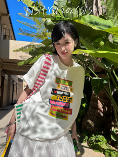 T恤26055 复古字母印花立体笑脸别针宽松圆领短袖 YU早春新款 美式