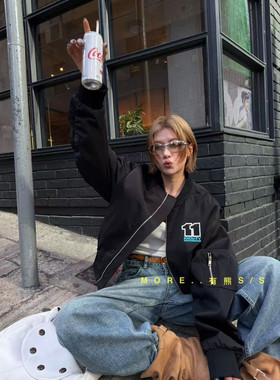 More有熊早春新款酷感街头风立领宽松字母刺绣棒球服外套夹克2758