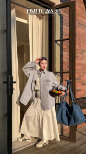 YU早春新款韩版时尚韩系MIU风小格子英文印花拼接衬衫大版626059