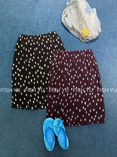 FISH YU夏新款韩系褶皱肌理面料慵懒温柔感波点短裙半身裙26358