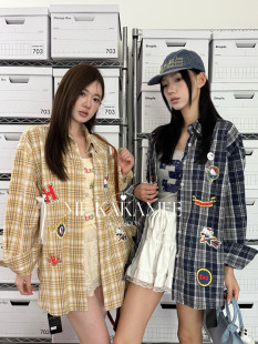 KAKAMEE秋新品 配胸针S3516 卡通kitty猫蝴蝶结格纹休闲衬衫 女
