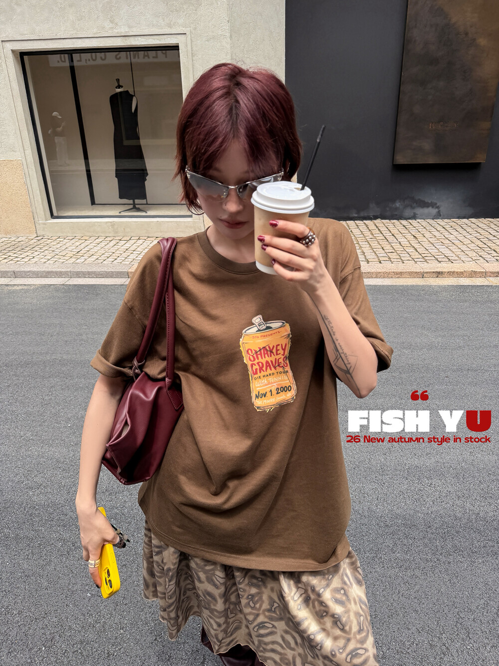 FISH YU新款美式复古罐头海绵立体3D烫图印花圆领宽松短袖T恤女