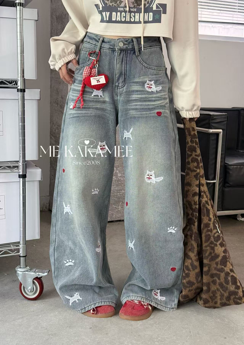 KAKAMEE冬新款复古风刺绣猫咪图案阔腿裤水洗做旧工艺牛仔裤C0602