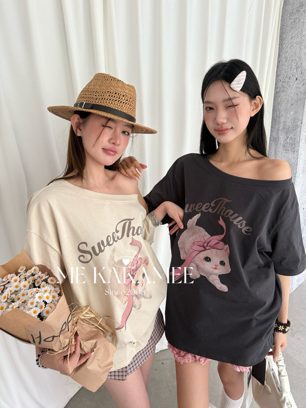 ME KAKAMEE夏新品甜酷猫咪喷画斜肩宽松大版短袖T恤上衣女S3893
