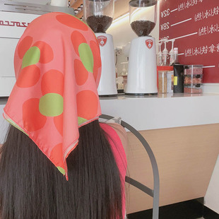 尤嘻岛泫雅风多巴胺搭配橘红方巾丝巾抹胸女学生亲子少女头巾包头