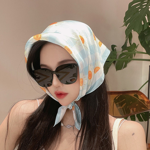 原创设计ins丝巾新款2022发带小方巾丝巾女夏季防晒头巾包头时尚