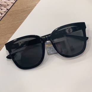 海伦凯勒2025年新品太阳镜女偏光黑超墨镜显瘦防紫外线男H2708