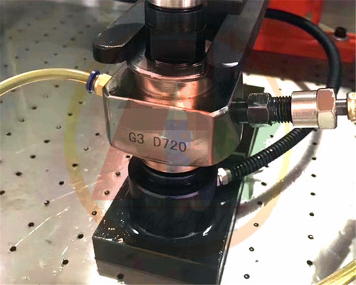 共轨喷油器夹持器alymachine