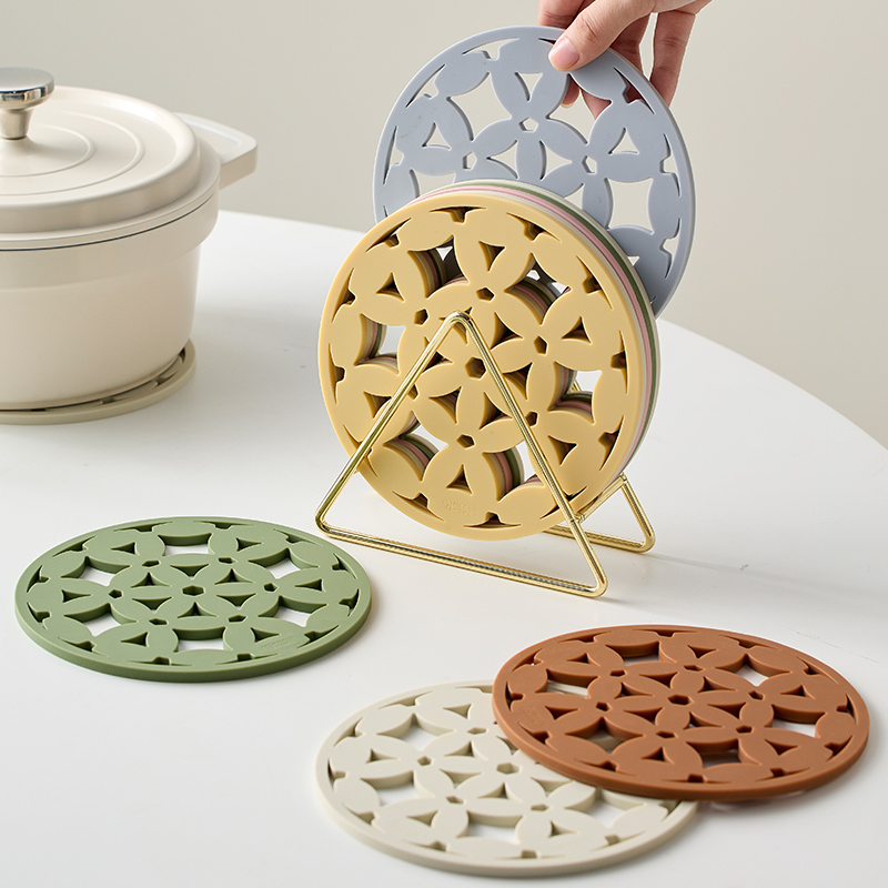 米立风物镂空花朵隔热垫