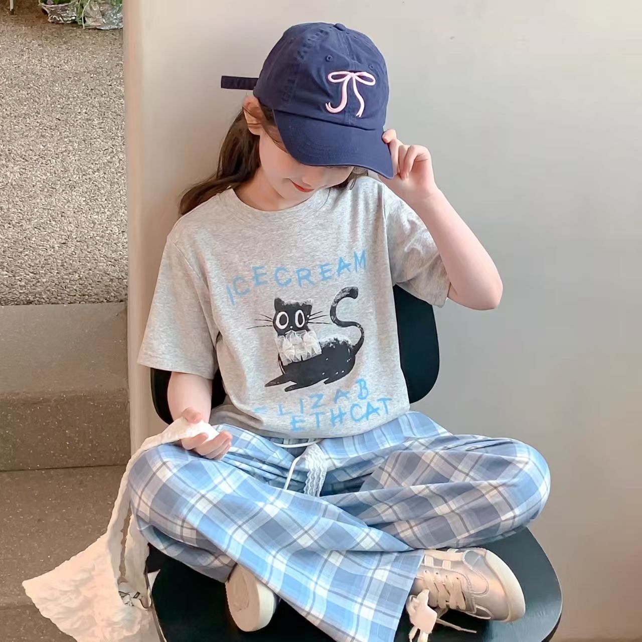 女童夏季套装2025新款洋气儿童韩版中大童纯棉T恤格子裤两件套