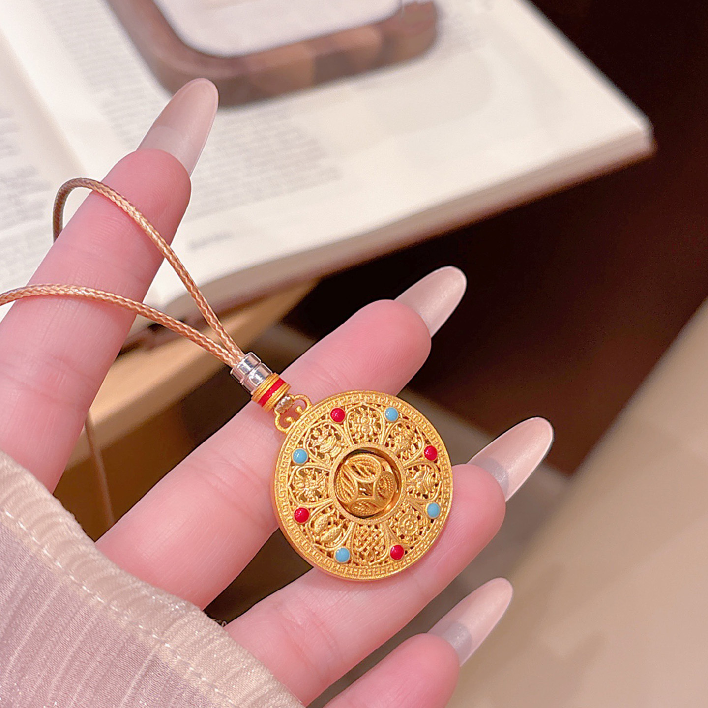 足银999.9时来运转八宝罗盘吊坠