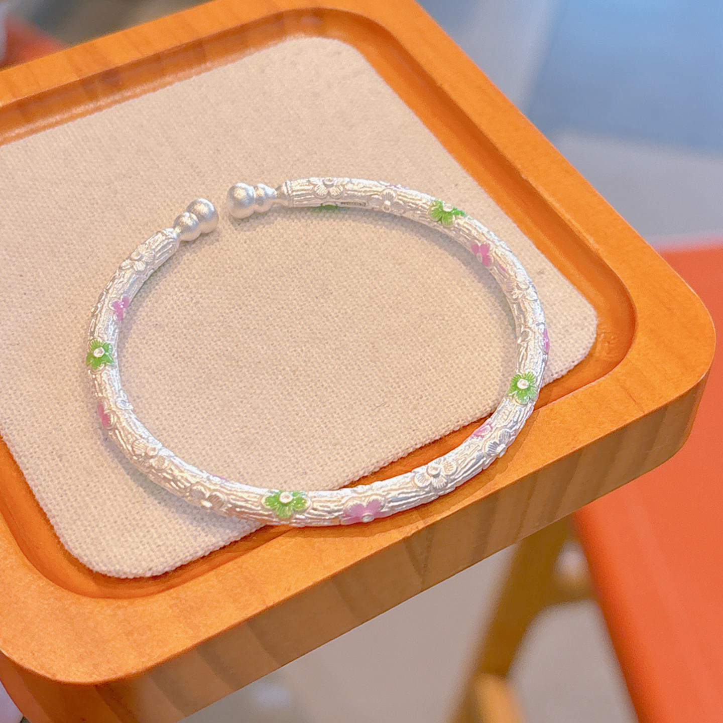 足银999.9描金珐琅彩樱花福禄开口手镯新中式国潮送女友520礼物,饰品/流行首饰/时尚饰品新,银饰手镯,淘宝优惠券,粉丝福利购,淘宝优惠卷