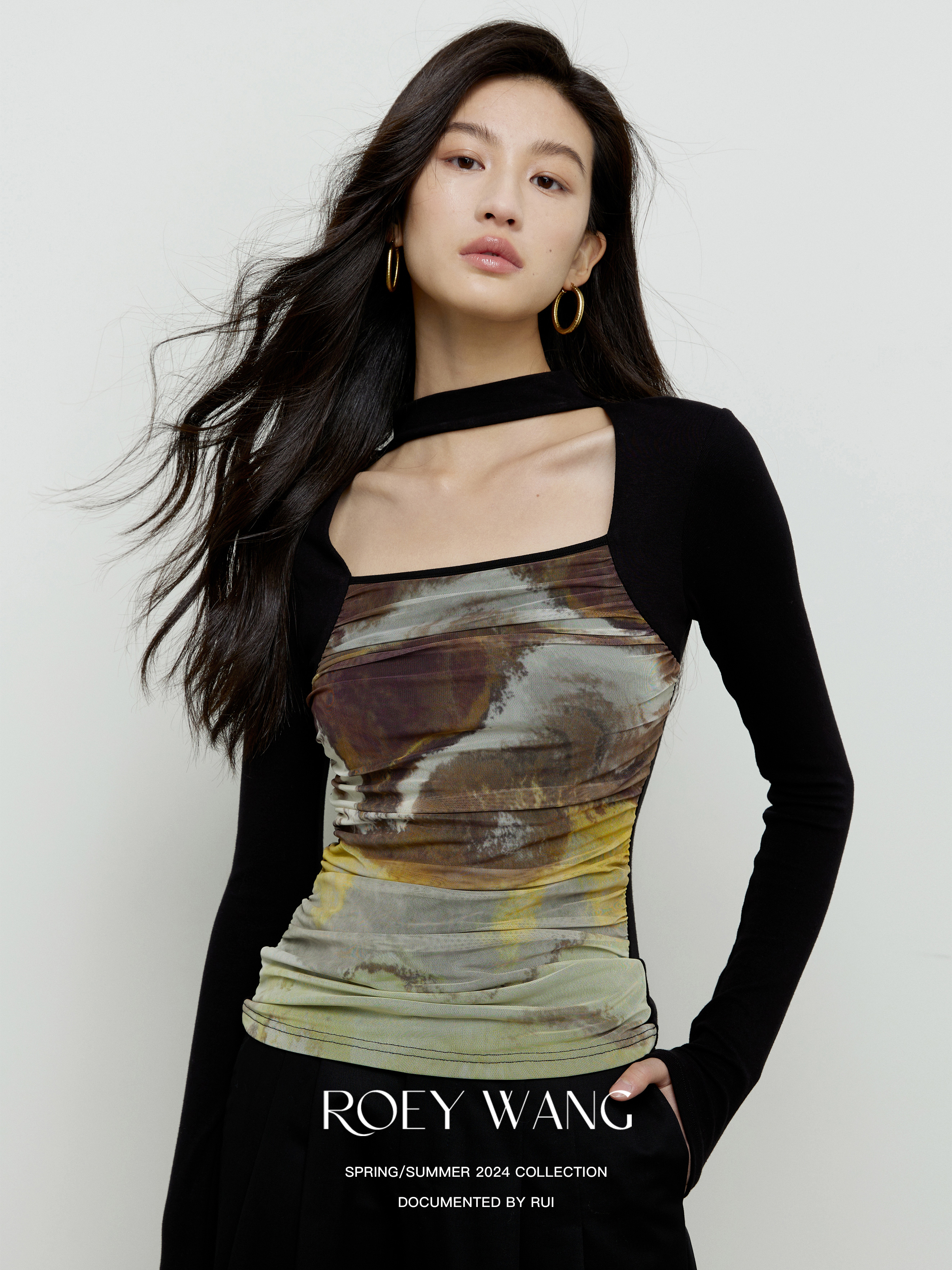 ROEYWANG高级气质设计感小众修身内搭方领印花方领针织衫打底上衣