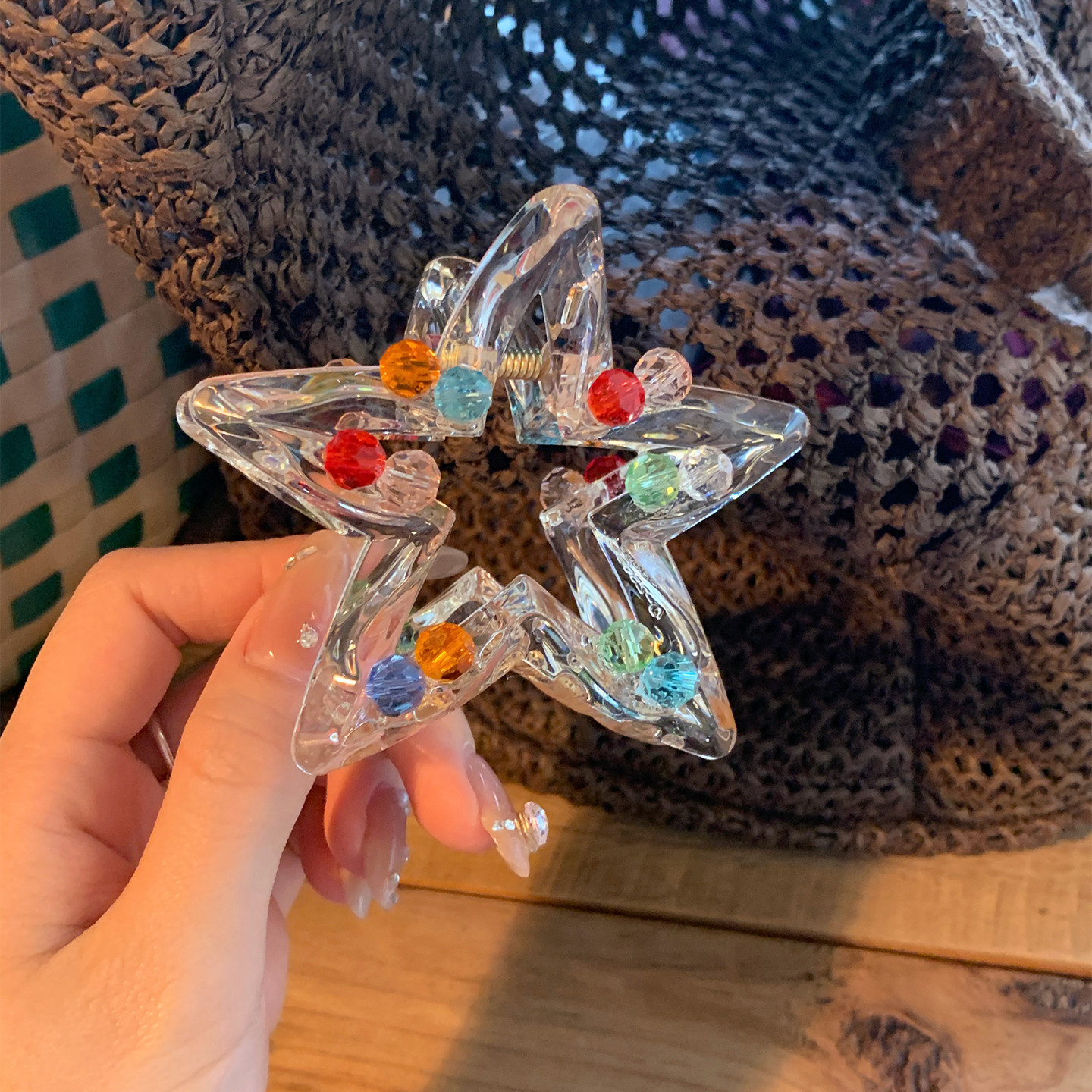 糖果星星！彩色水晶珠珠抓夹清透感亚克力五角星发抓后脑勺鲨鱼夹