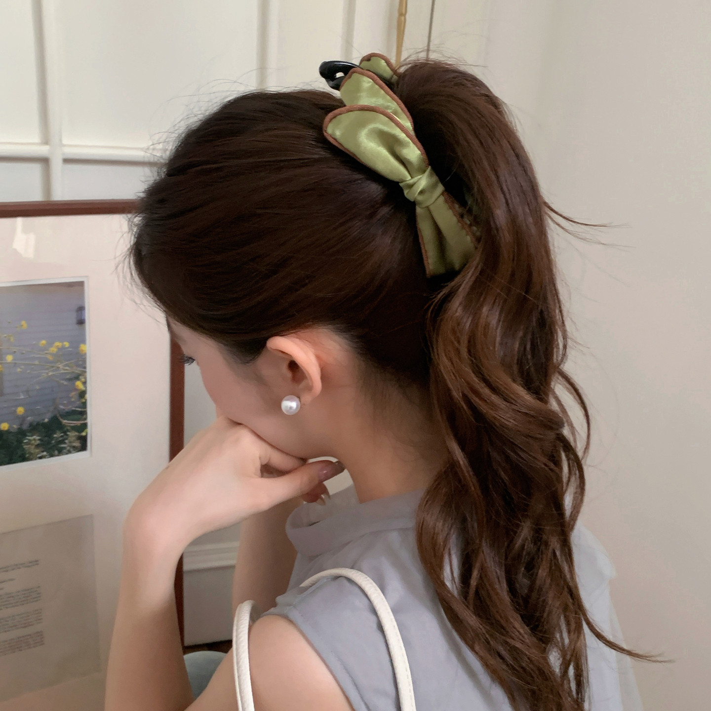 牛油果绿~撞色缎面蝴蝶结马尾夹高级感竖夹后脑勺发卡扭扭夹发饰