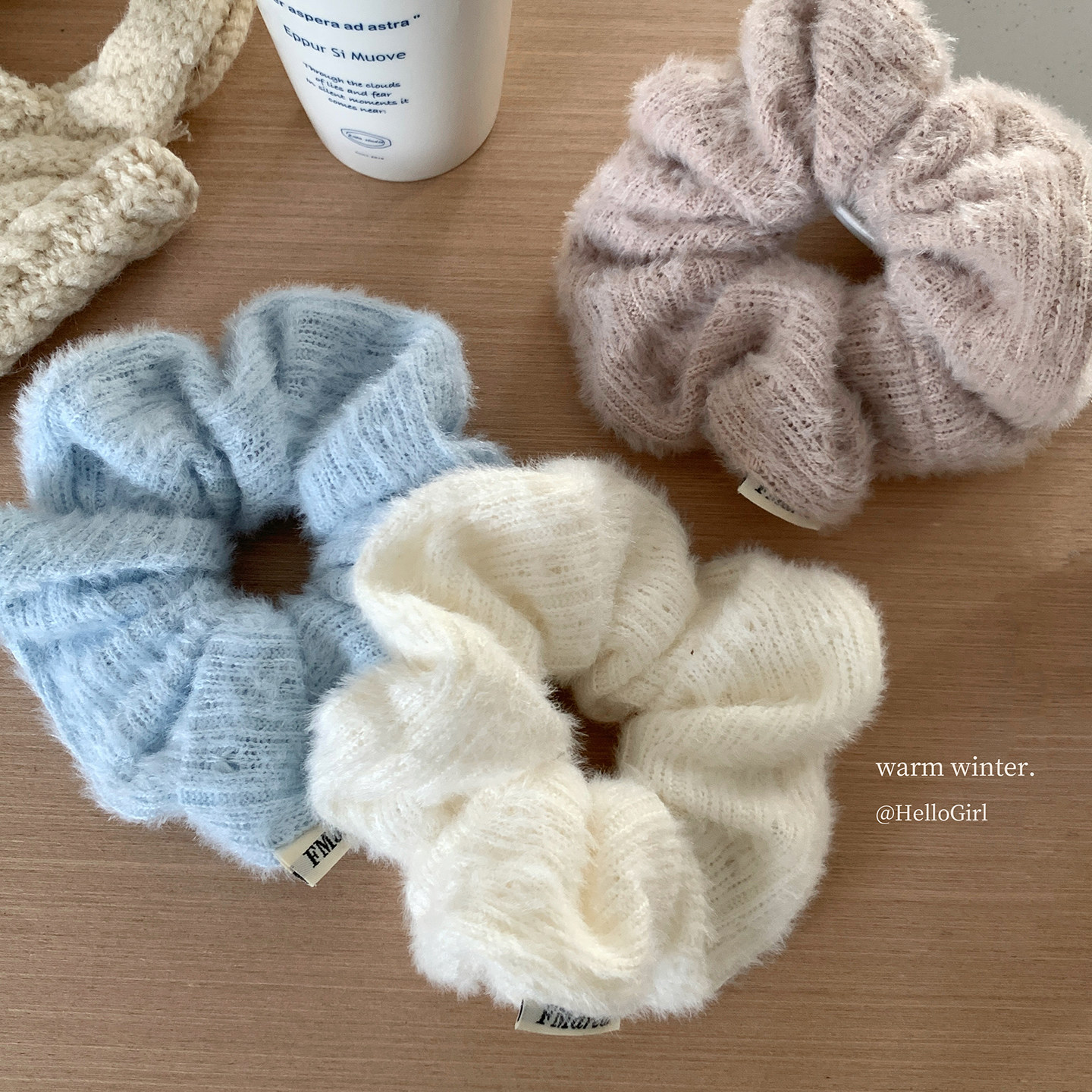 秋冬毛绒绒针织发圈基础百搭纯色大肠圈发绳低马尾头绳头花发饰品