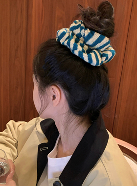 Seoul欧尼~洋气时髦针织条纹发圈简约百搭大肠圈发绳秋冬新款发饰