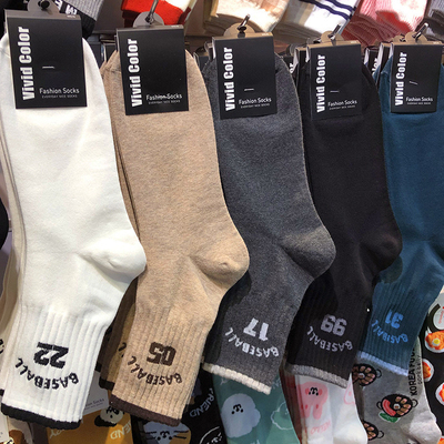 韩国VIVI袜子数字字母中筒袜东大门男袜新款运动风棉袜5145