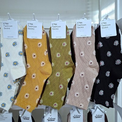 韩国进口ETNA新款女袜东大门甜美小花中筒袜秋冬新款女棉袜3134