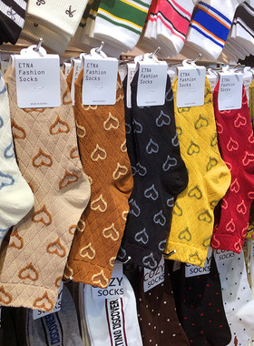 韩国ETNA女袜秋季新款满印爱心长棉袜东大门复古风百搭中筒3138