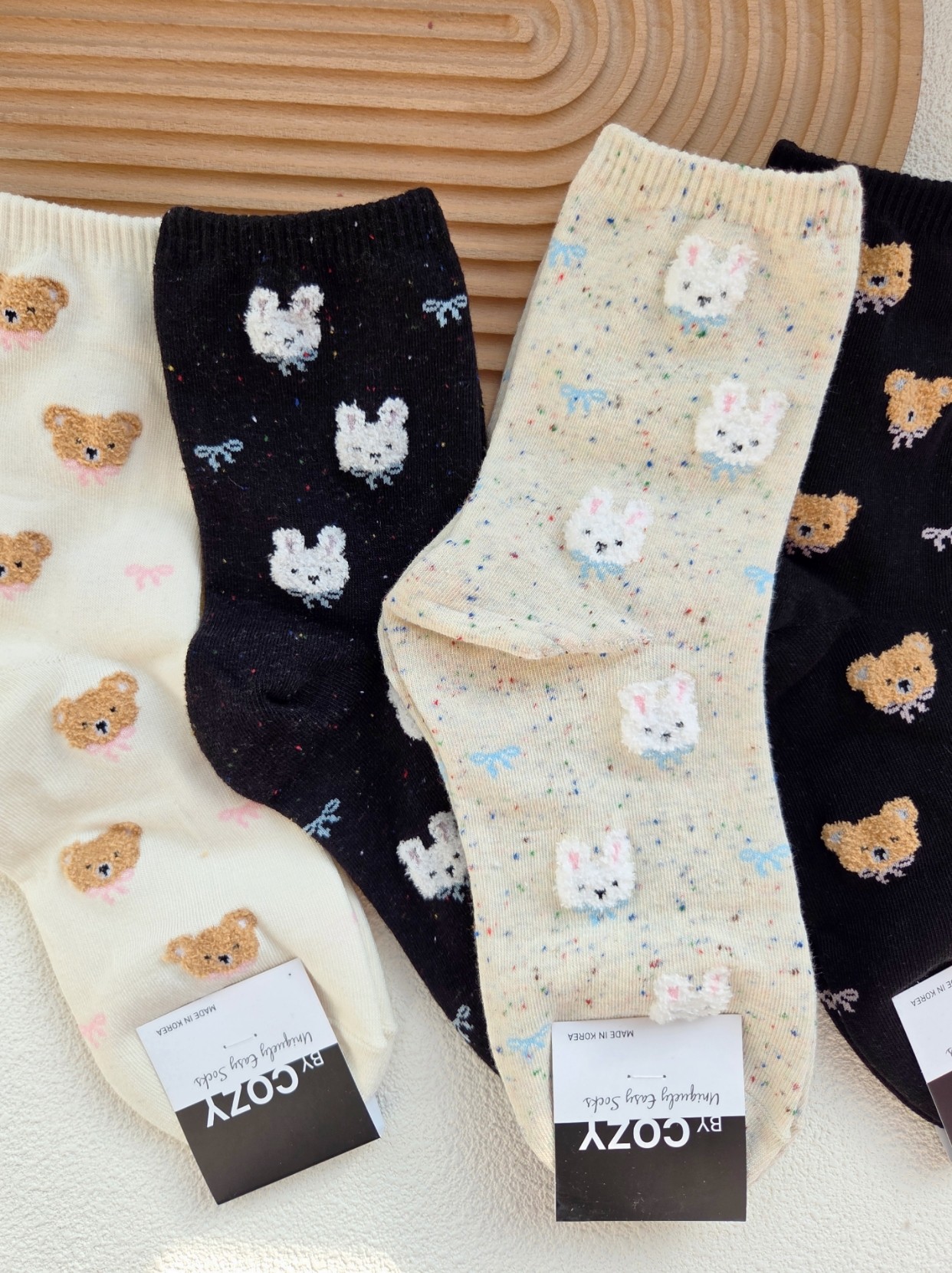 韩国进口COZY可爱小熊少女袜中筒袜百搭甜美卡通袜女棉4160