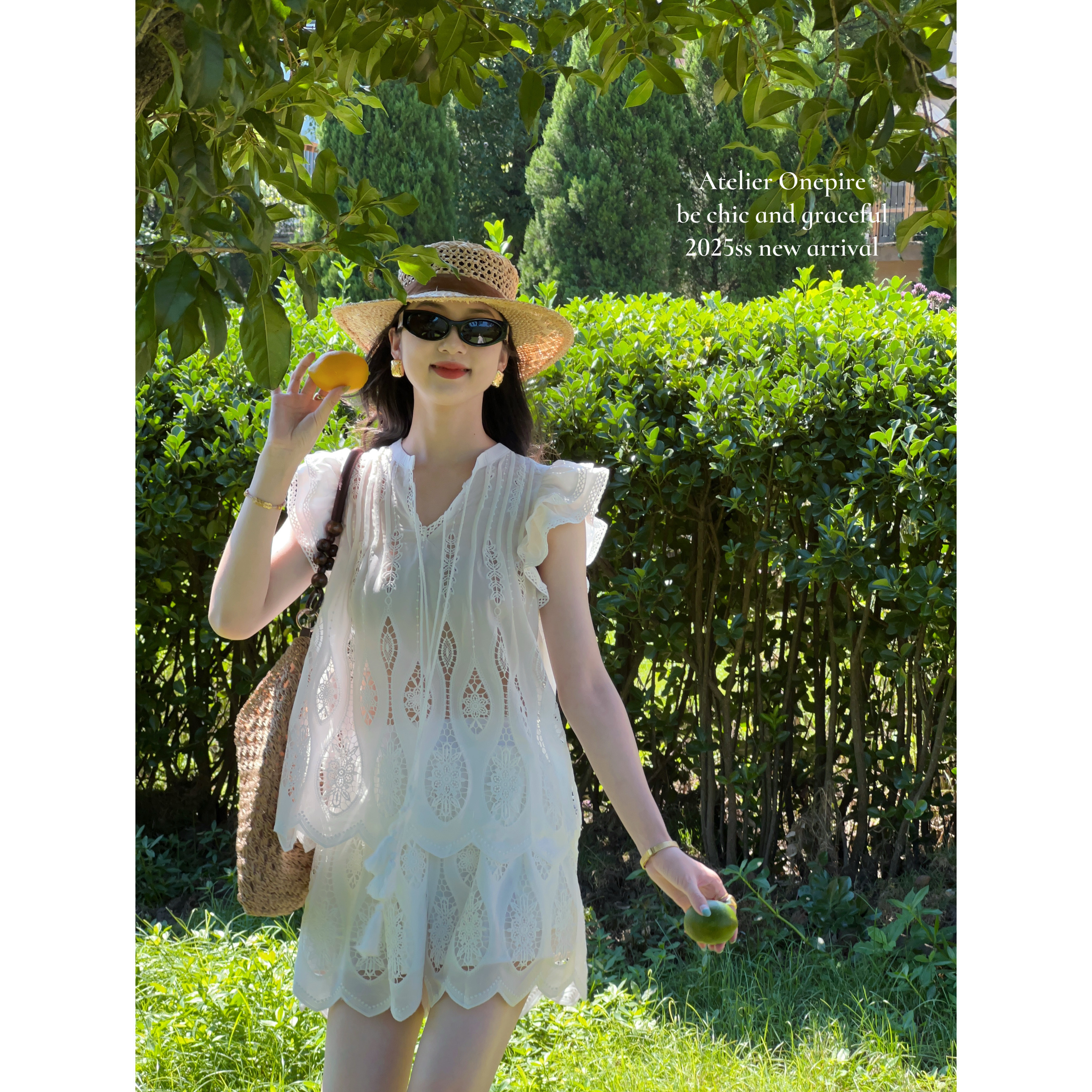 【现货】Onepire|“夏日胶囊”度假风法式镂空蕾丝荷叶袖套装