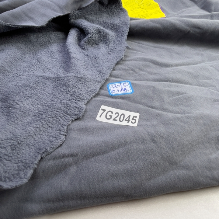 0.84斤30元包邮7G2045德永家品牌棉面针织奥粒绒一体绒0.8x1.5m