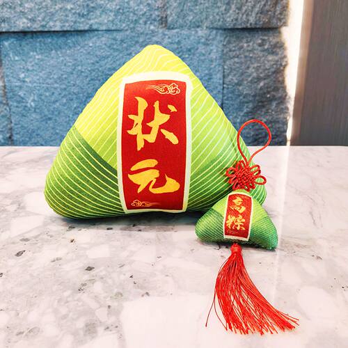 一举高中高考加油毛绒挂件