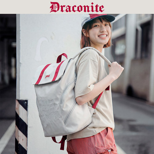 DRA潮流美式复古双肩包