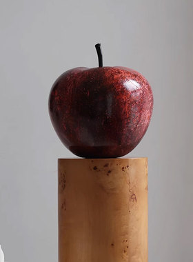 法式中古红苹果雕塑摆件售楼处卧室客厅玄关家居艺术装饰高级礼品