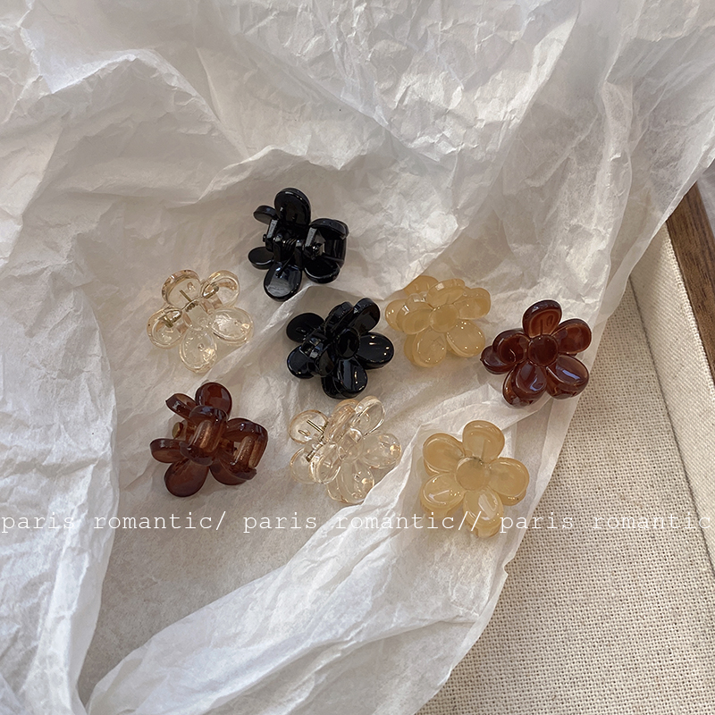 精致迷你可爱花朵发夹刘海少女
