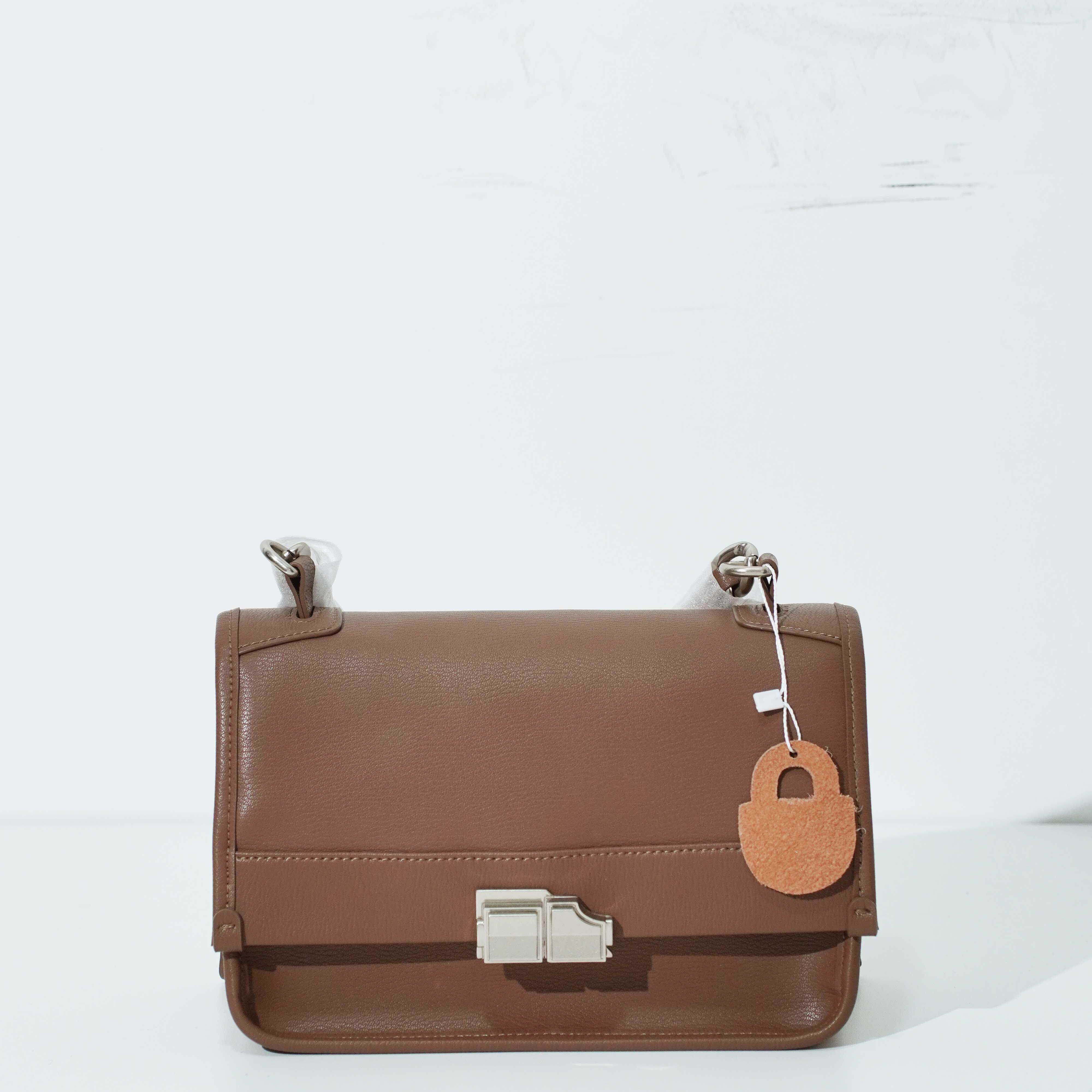 （品牌特卖）正品女包休闲时尚单肩包斜挎包W006