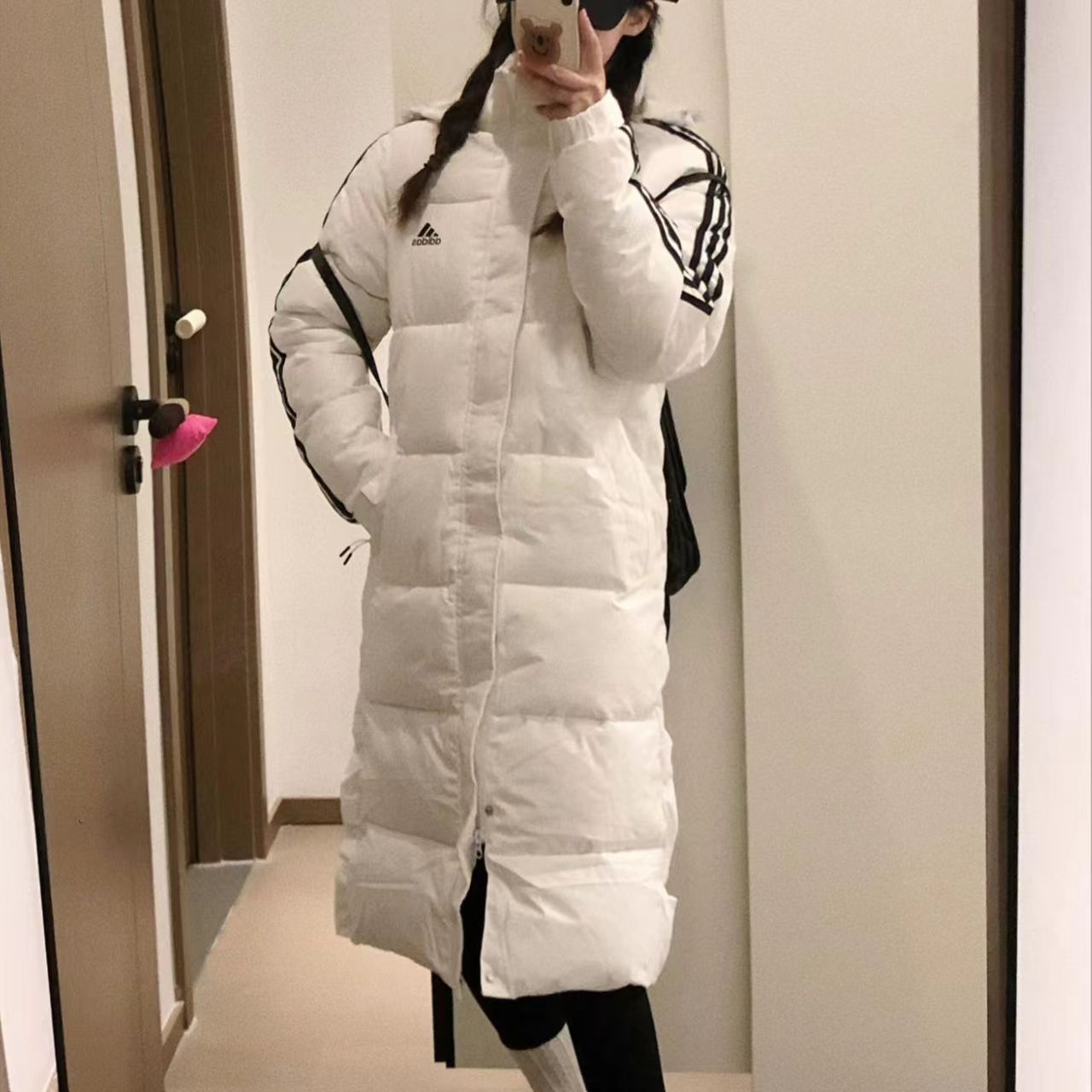 正品阿迪达斯男女情侣款三条杠保暖抗风中长款羽绒服外塔IT8713
