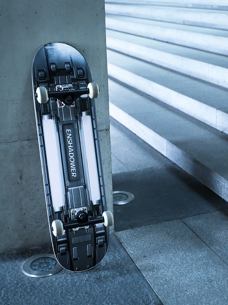 ENSHADOWER CONCEALER RAD joint stereo space module double-warped photoreceptor skateboard (single board surface)