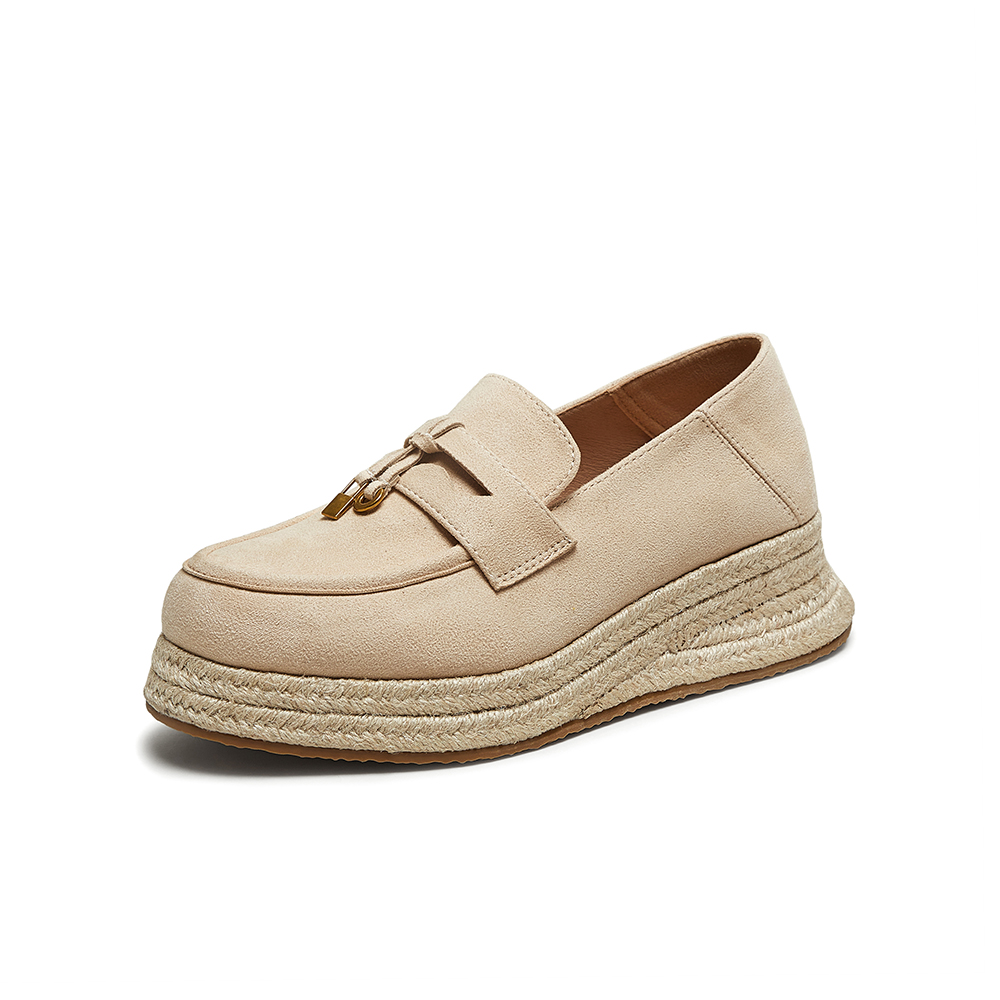 百思图25秋新款一脚蹬松糕鞋