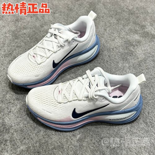 NikeVomero18女迈柔缓震跑鞋