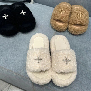高品质！SM白丝绒毛毛拖鞋厚底增高十字花毛绒外穿一字拖女24新款